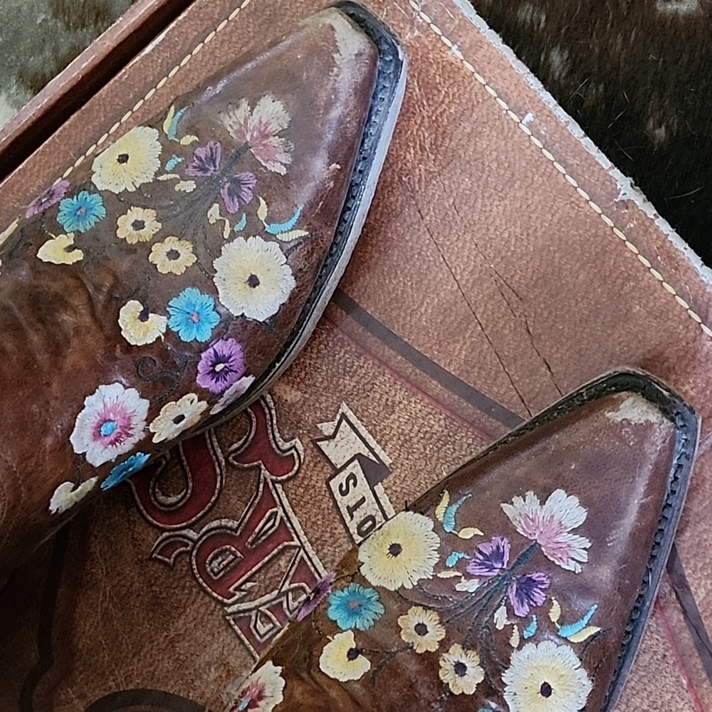 Lane Spring Flower Western Boots Size 9.5M - Picture 2 of 12